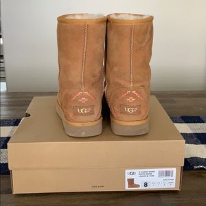 Ugg short boot